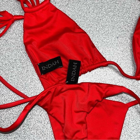 INDAH Neolani Bikini Set in Chili Pepper - Picture 7 of 8